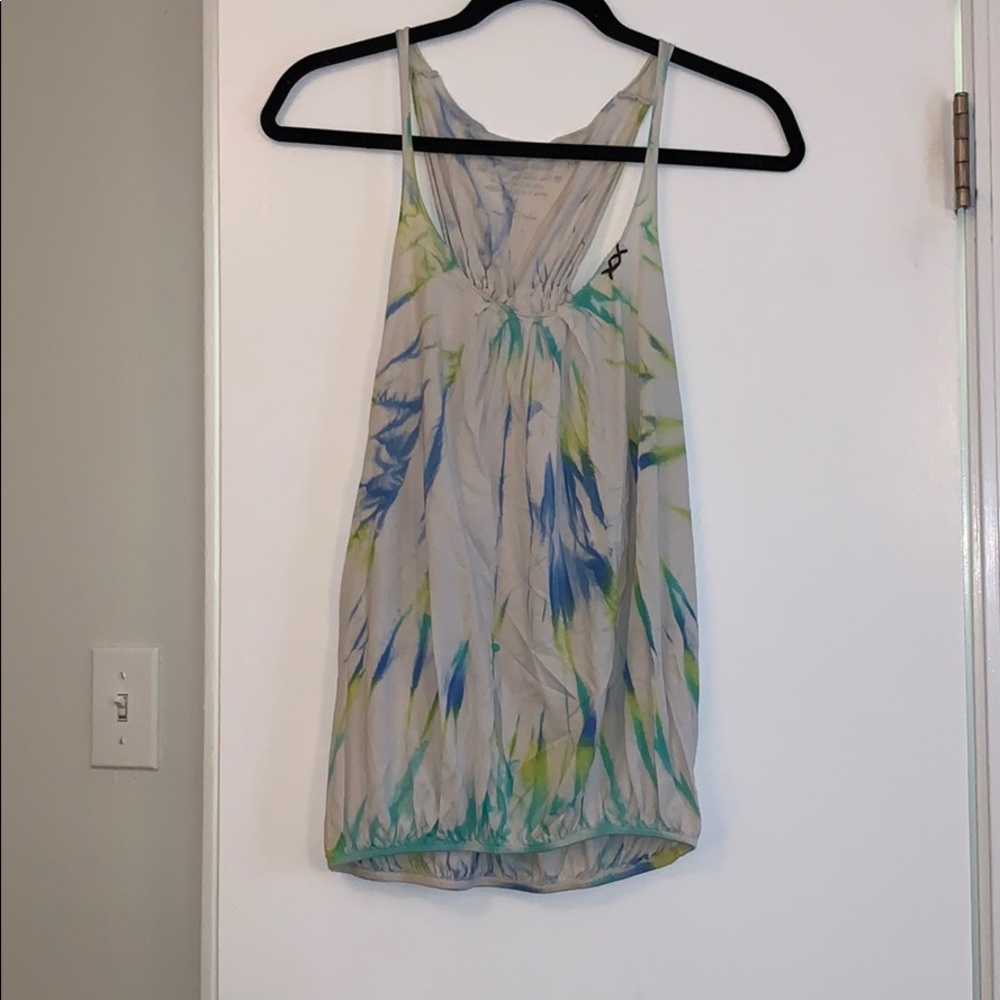 Project E: tie-dye tank top